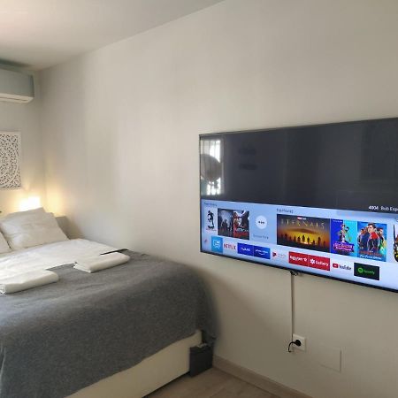 Acogedor Y Moderno Estudio En Capuchinos Málaga Exterior foto